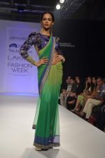 Model walk the ramp for Talent Box Arpita Mehta show at LFW 2013 Day 2 in Grand Haytt, Mumbai on 24th Aug 2013 (49).JPG